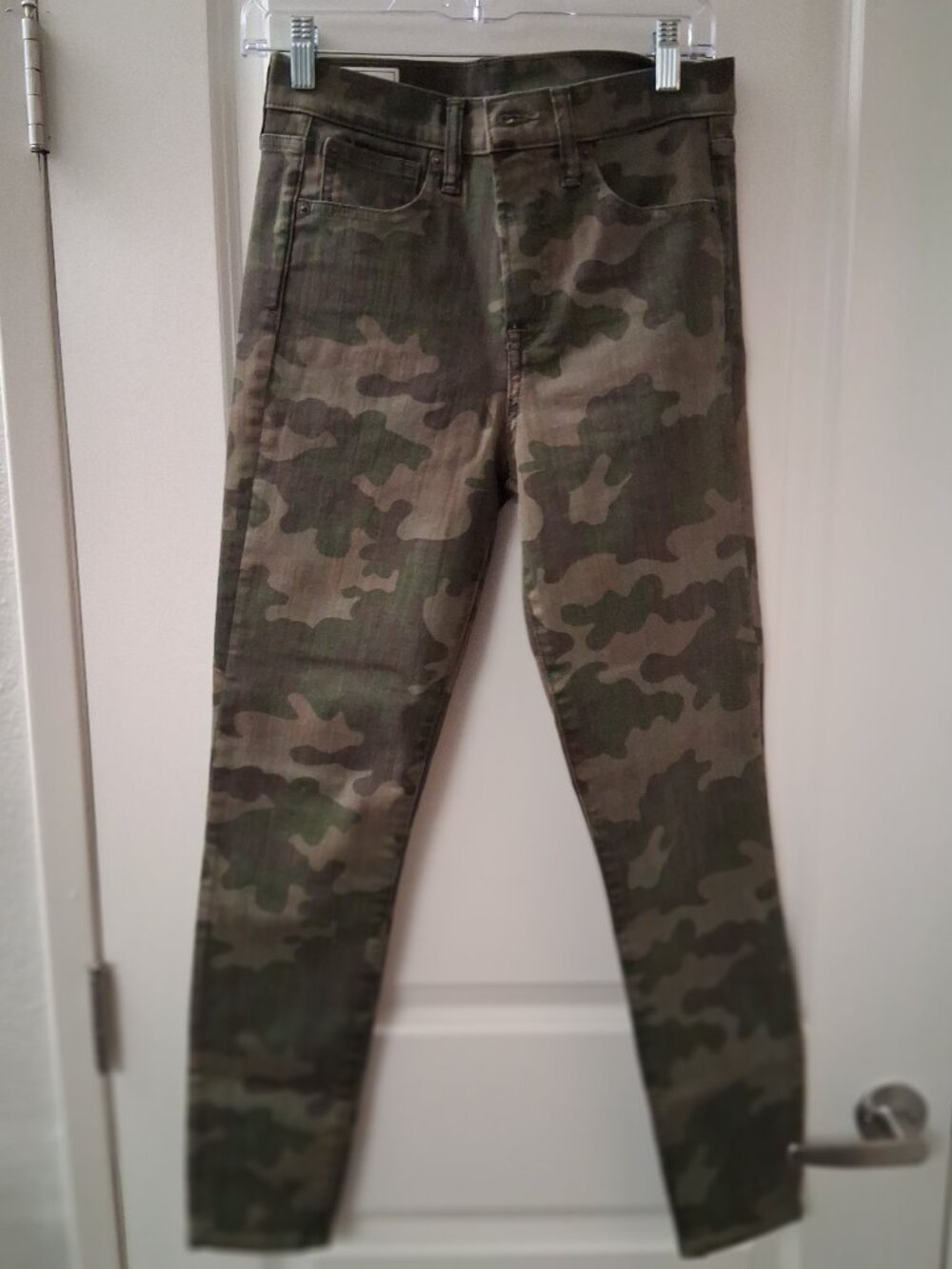 GAP Women's True Skinny Ankle High Rise Camo Jeans Sz 4L